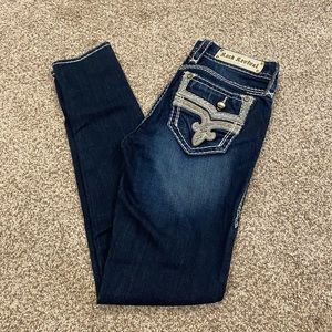 Rock Revival Mid-Rise Skinny Jean